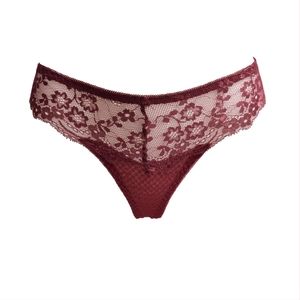🌈 3/$10 Mamia Pretty Lace Thong